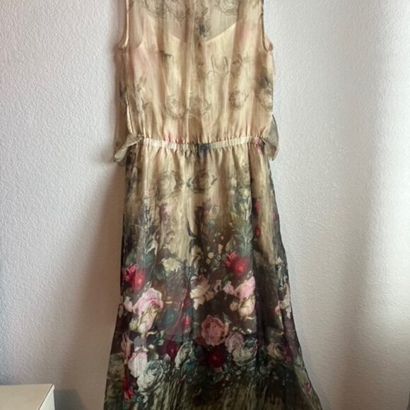 Queen Mulock - Midi Dress - Picture 2 of 3